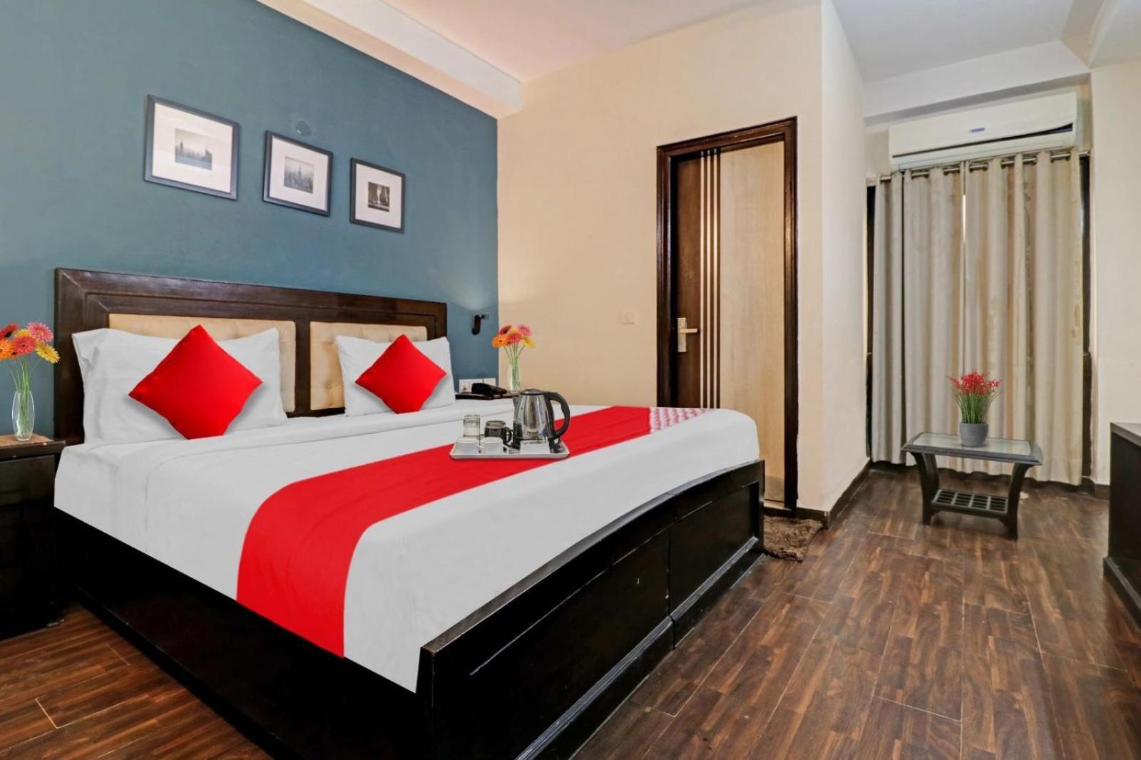 Hotel O Torento Residency Delhi  Exteriör bild